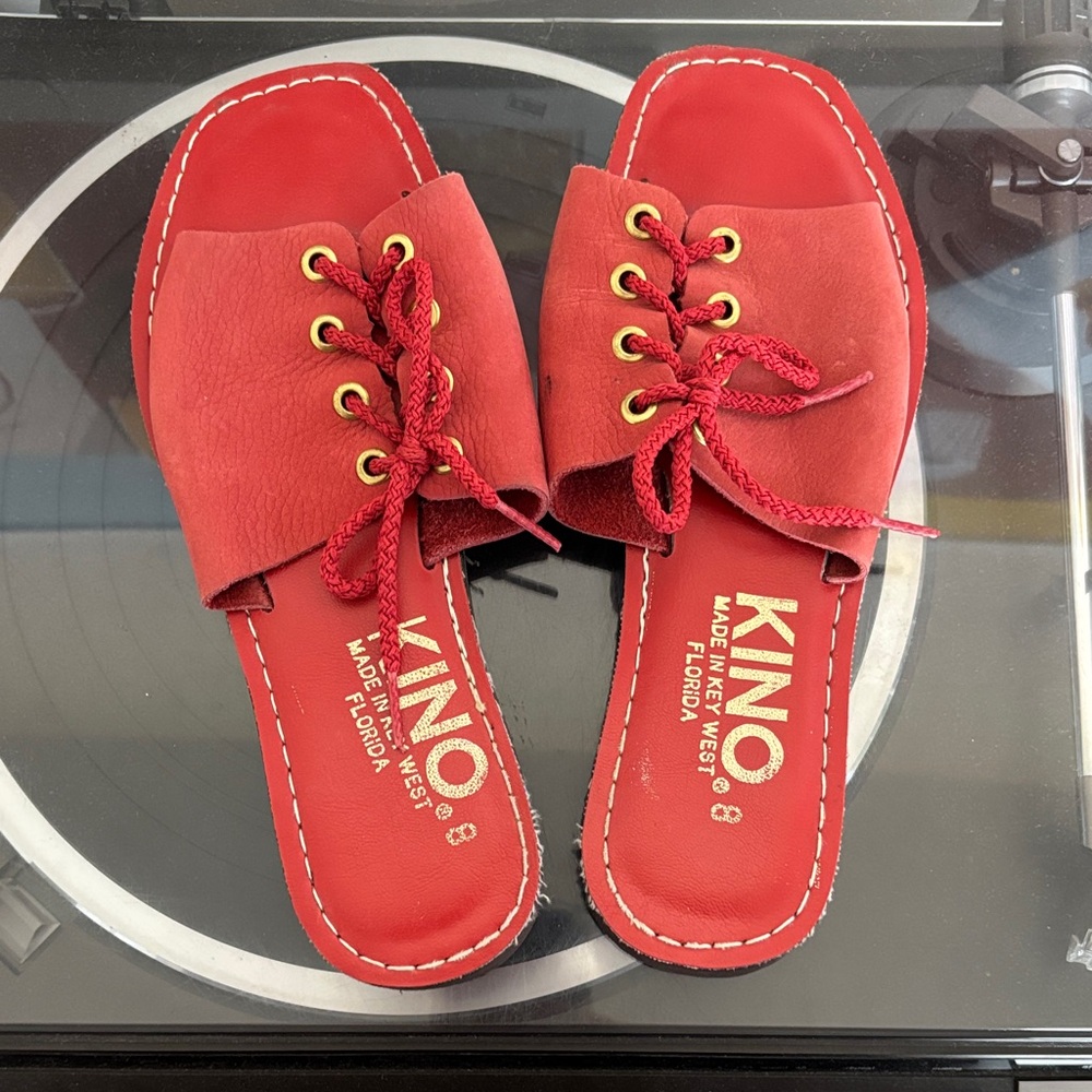 Kino Sandals
